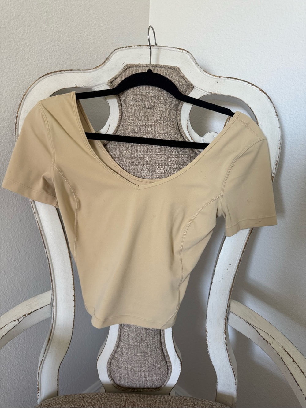 Women's Lululemon butter cream yellow scoop neck top - Picture 8 of 8